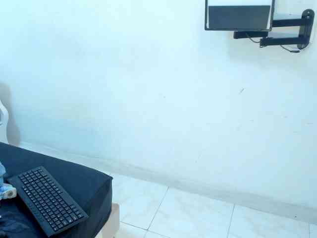 scarleetthot webcam