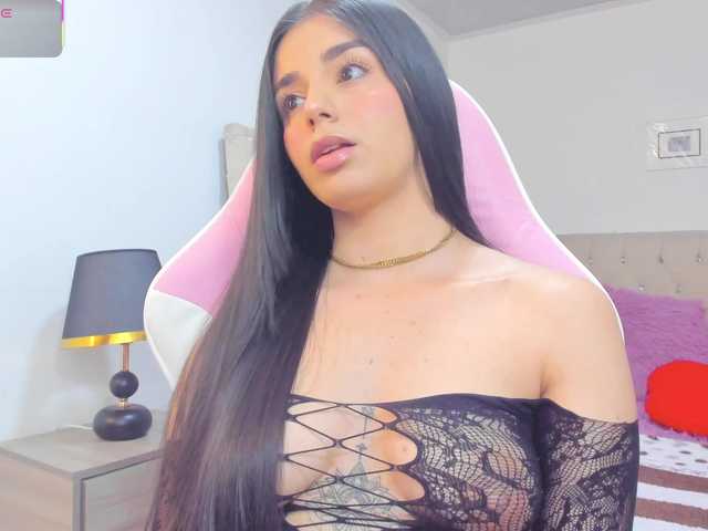 SarahFox from BongaCams