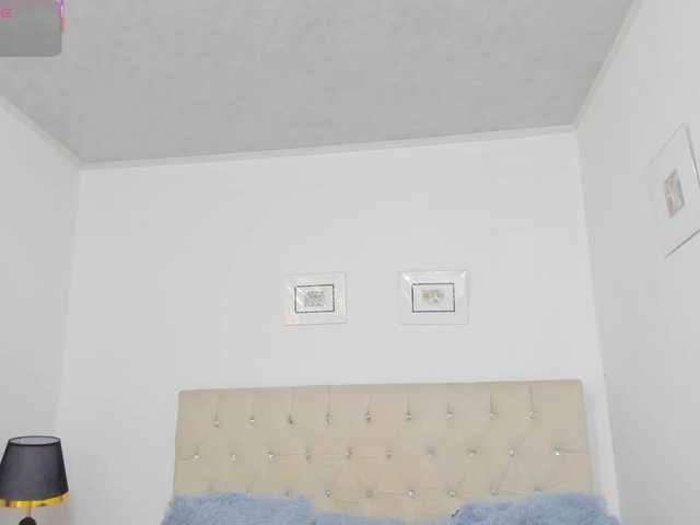 Sarahfox's BongaCams show and profile