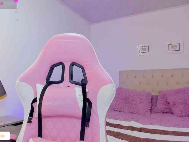 Sarahfox webcam