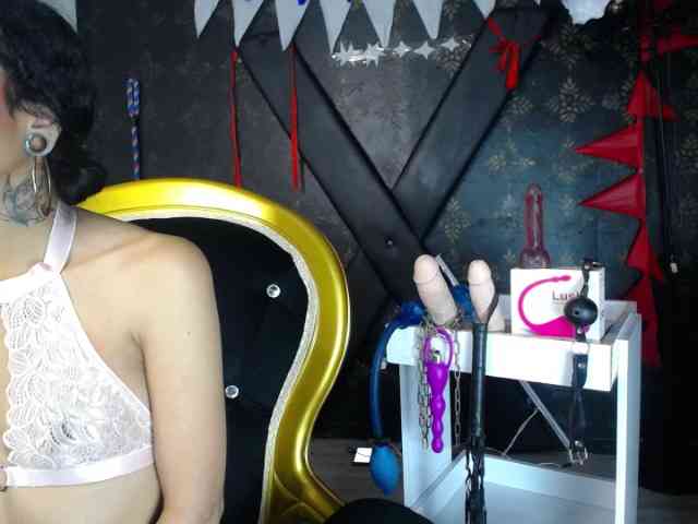 Sweettpleasure webcam