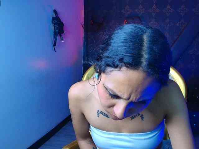 Sweettpleasure webcam