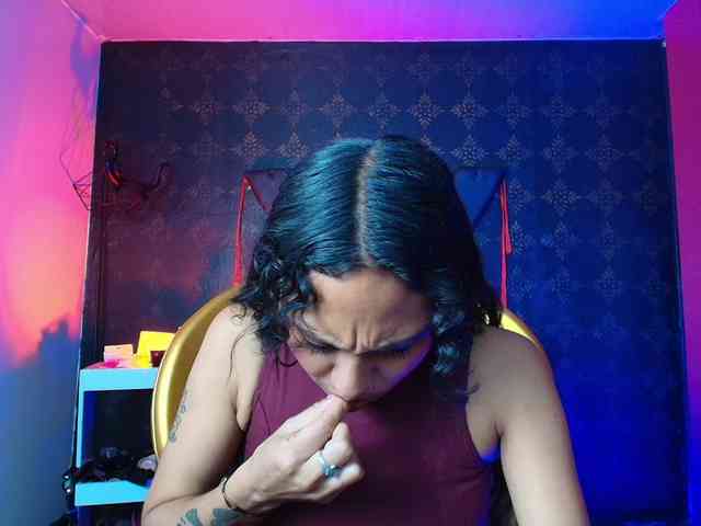 Sweettpleasure webcam