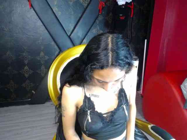Sweettpleasure webcam