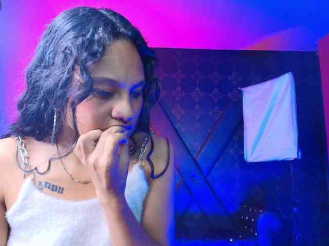 Sweettpleasure webcam