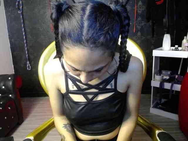 Sweettpleasure webcam