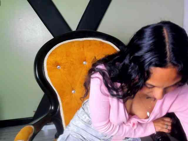 Sweettpleasure webcam