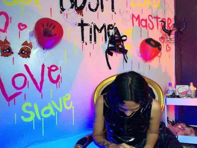 Sweettpleasure webcam