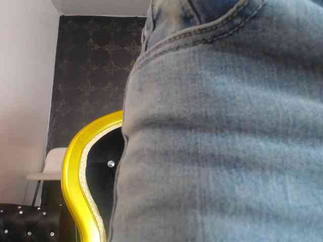 Sweettpleasure webcam