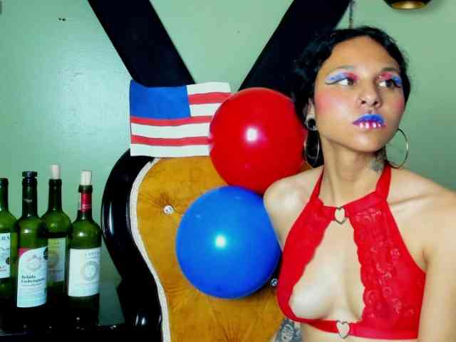Sweettpleasure webcam