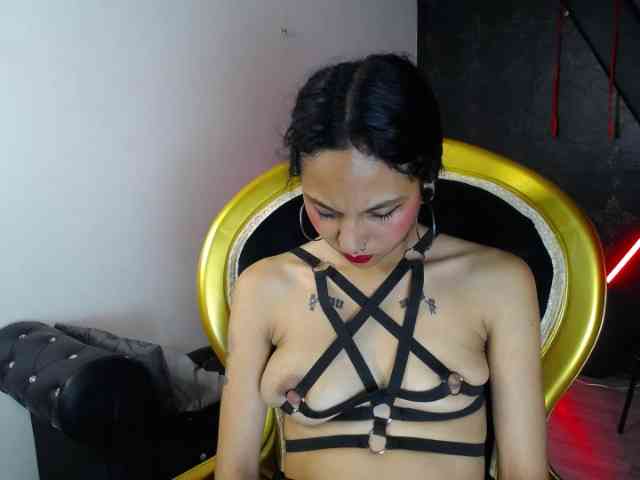 Sweettpleasure webcam