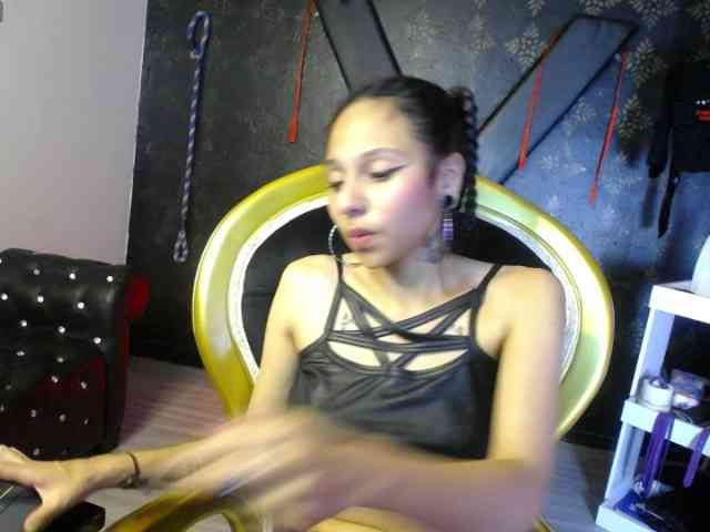 Sweettpleasure webcam