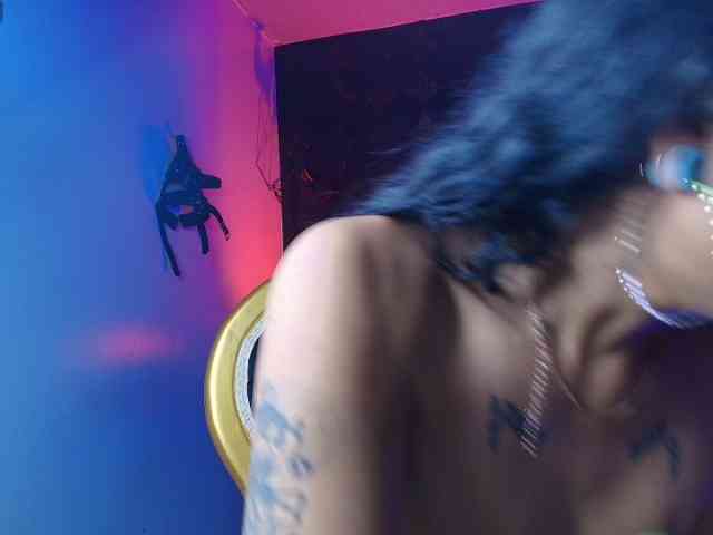 Sweettpleasure webcam