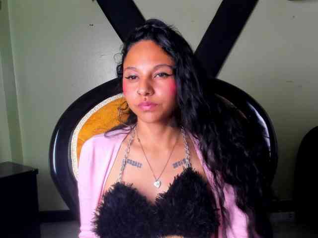 Sweettpleasure webcam