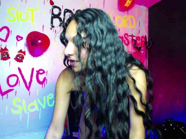 Sweettpleasure webcam