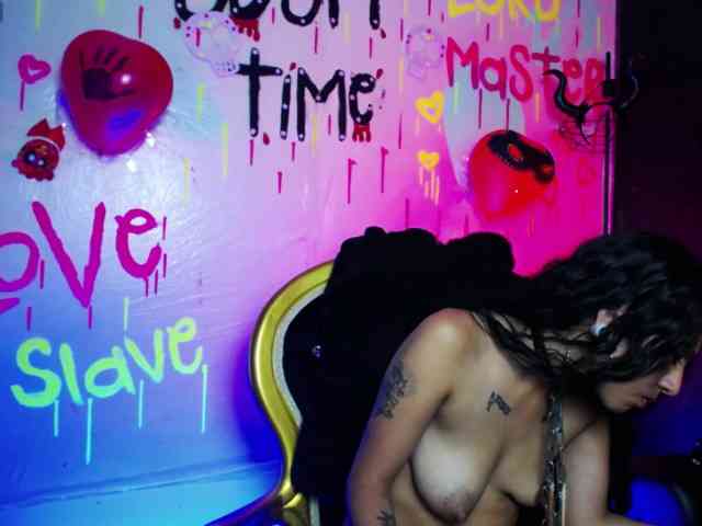 Sweettpleasure webcam