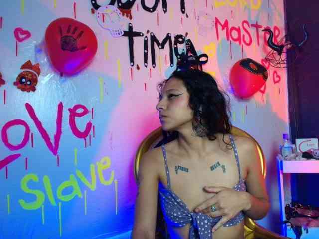 Sweettpleasure webcam