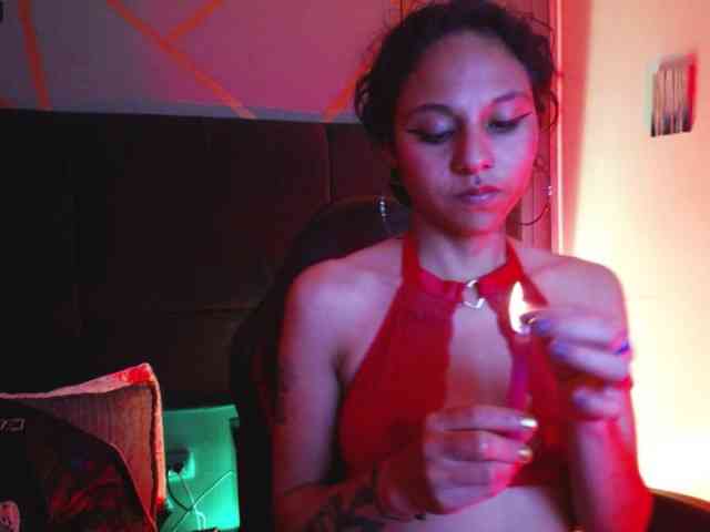 Sweettpleasure webcam