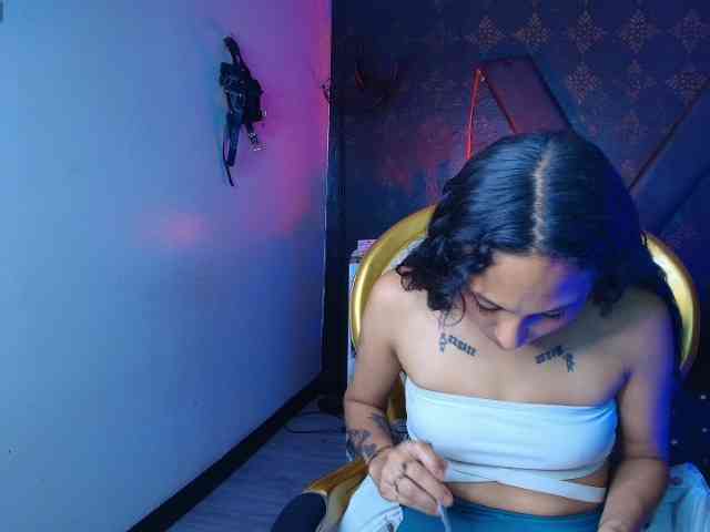 Sweettpleasure webcam