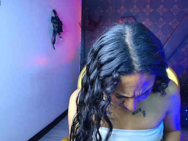 Sweettpleasure webcam