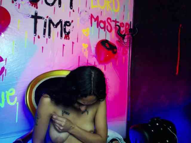 Sweettpleasure webcam