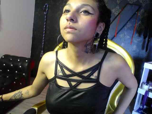 Sweettpleasure webcam