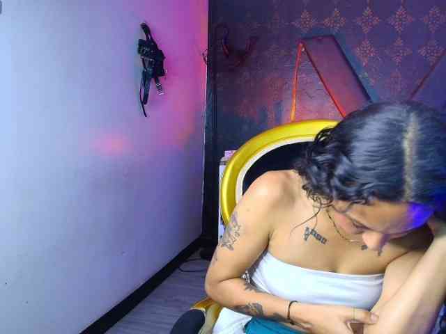 Sweettpleasure webcam