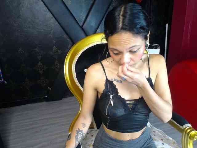 Sweettpleasure webcam