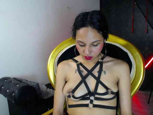 Sweettpleasure webcam