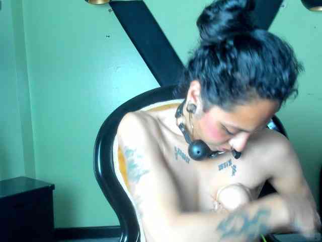 Sweettpleasure webcam