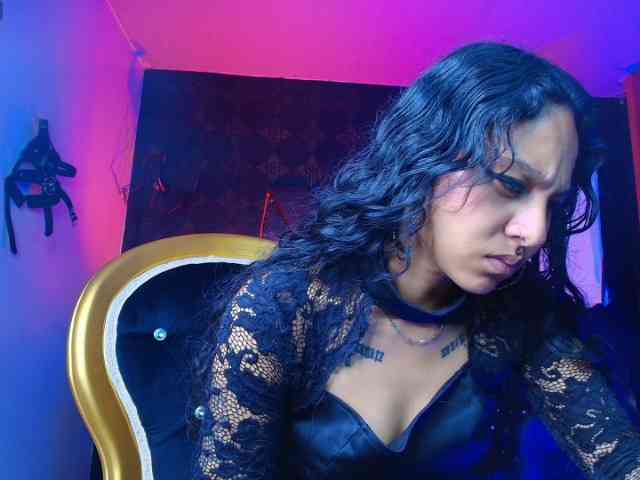 Sweettpleasure webcam