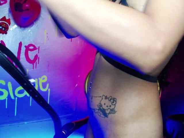 Sweettpleasure webcam