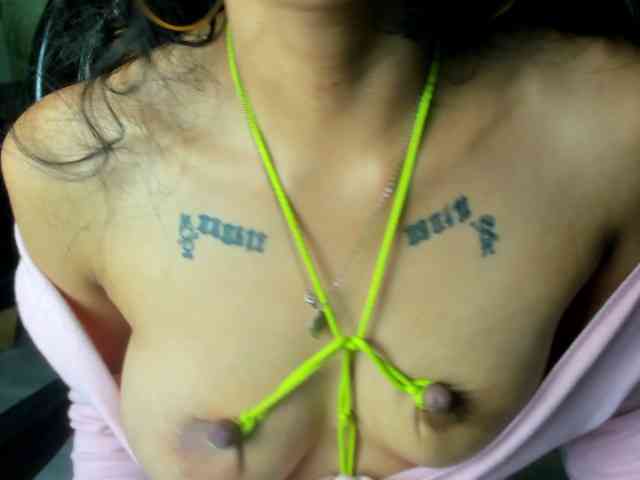 Sweettpleasure webcam