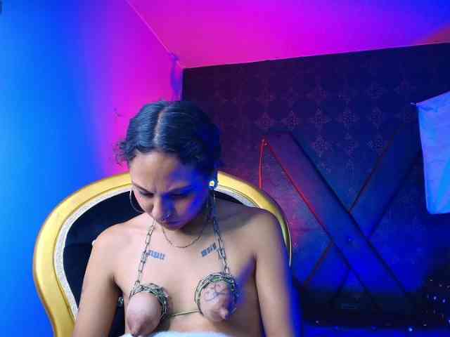 Sweettpleasure webcam