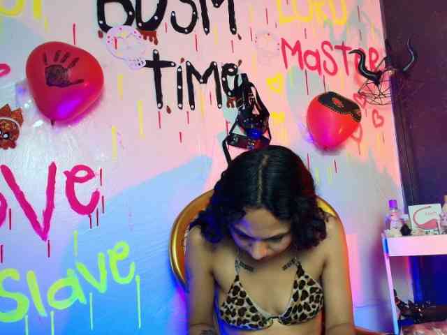 Sweettpleasure webcam