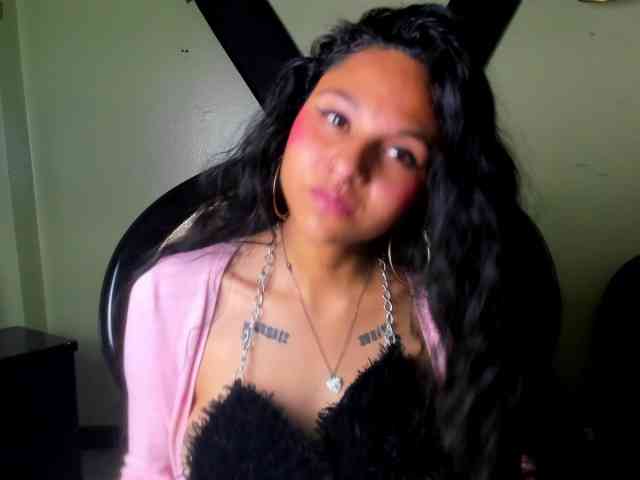 Sweettpleasure webcam