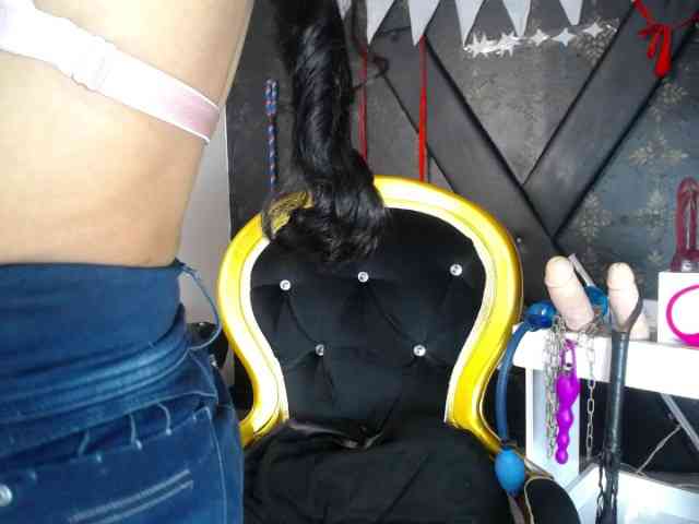 Sweettpleasure webcam