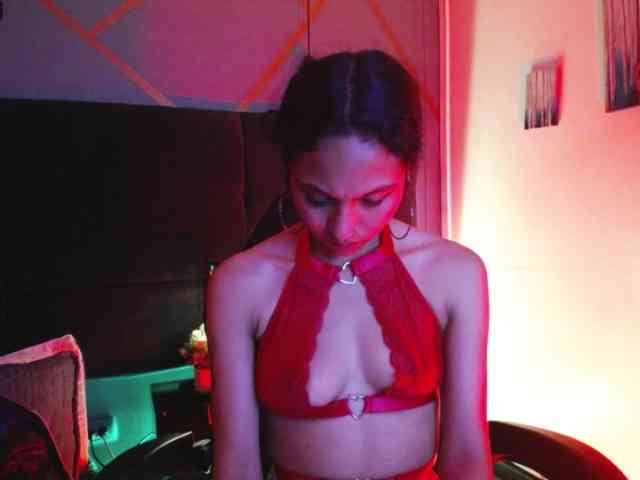 Sweettpleasure webcam