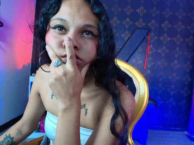 Sweettpleasure webcam