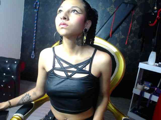Sweettpleasure webcam