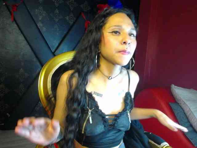 Sweettpleasure webcam