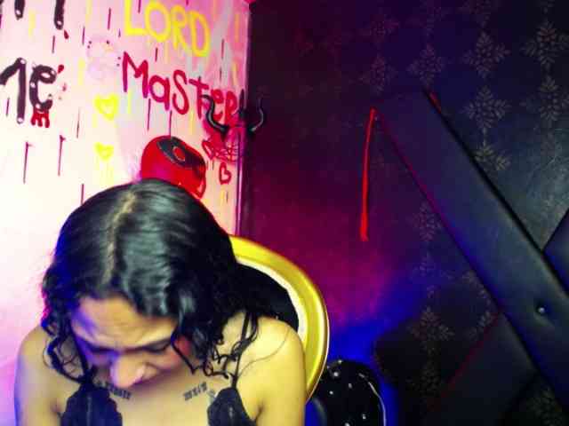 Sweettpleasure webcam