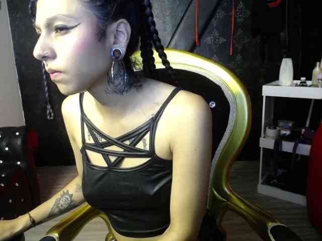 Sweettpleasure webcam