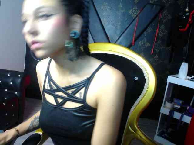 Sweettpleasure webcam