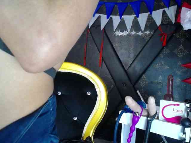 Sweettpleasure webcam