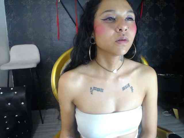 Sweettpleasure webcam