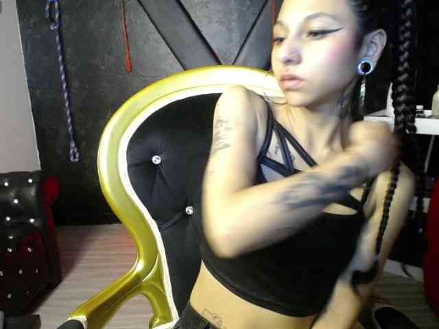 Sweettpleasure webcam