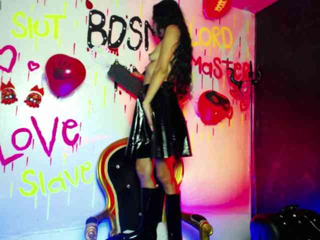 Sweettpleasure webcam