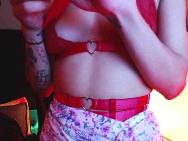 Sweettpleasure webcam
