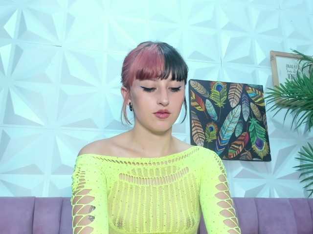  Vayolet-Foxx chat room
